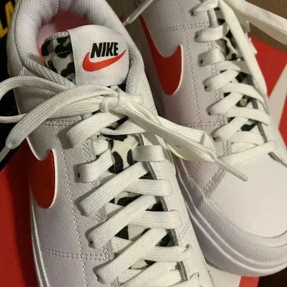 Nike Shoes Women Court Legacy Lift White Team Orange US Size 9 DZ5203-100 NIB - Picture 3 of 11